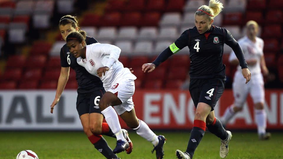 Lauren Price también era una jugadora de fútbol talentosa.  - Matt Lewis/La Colección FA/Getty Images