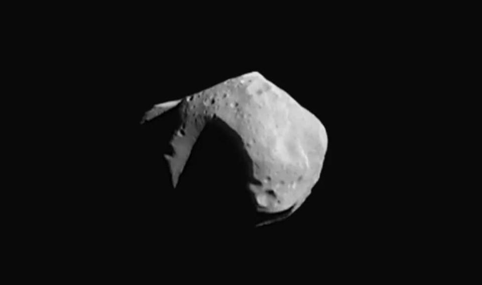 O asteroide 253 Mathilde é do tipo C (Imagem: Domínio público)
