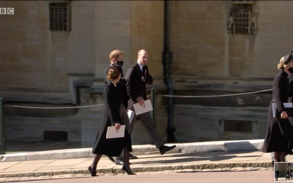 Prince Harry and Prince William chat following the service at Windsor - News Scans