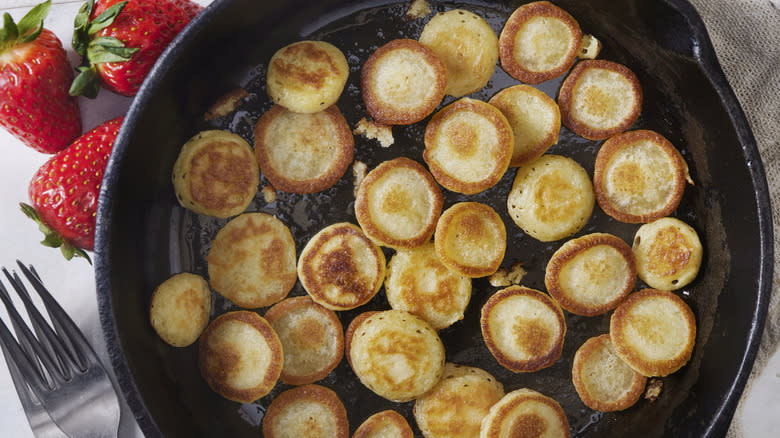 Pancake cereal in pan