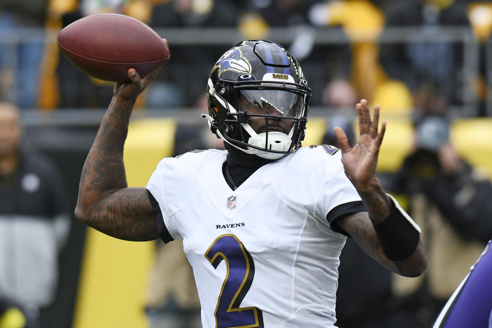 Baltimore Ravens quarterback Tyler Huntley throws a pass during the first half of an NFL football game against the Pittsburgh Steelers in Pittsburgh, Sunday, Dec. 11, 2022. (AP Photo/Don Wright)