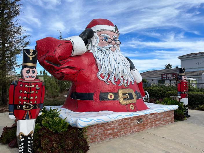 Santa to the Sea toy run returns for 15th annual race through Oxnard