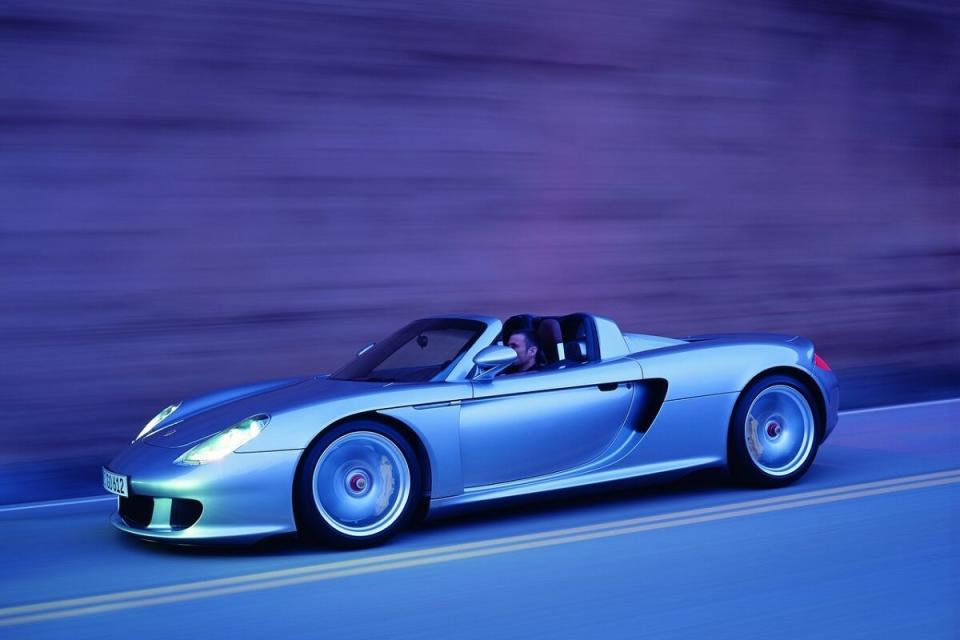 Porsche-Carrera_GT-2004-1.jpg