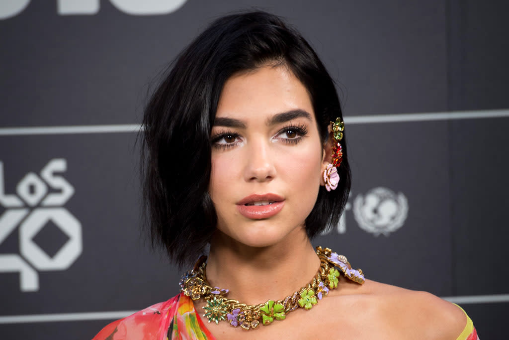 Get the Celeb Look: Dua Lipa, Kendall Jenner & More Wear Sneakers With  Dresses