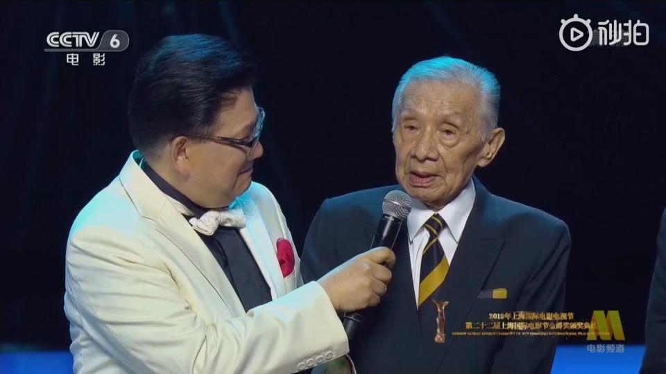 常楓2019年憑《拂鄉心》獲得上海國際電影節金爵獎，成為該獎項最高齡的影帝。（圖／翻攝自微博）