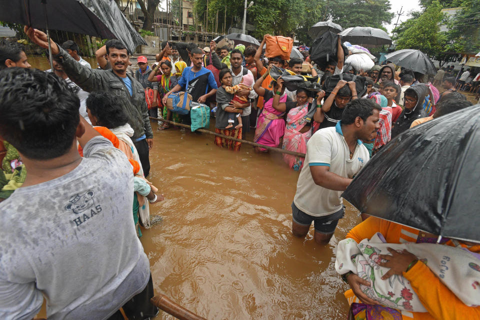 Heavy monsoon triggers floods in India