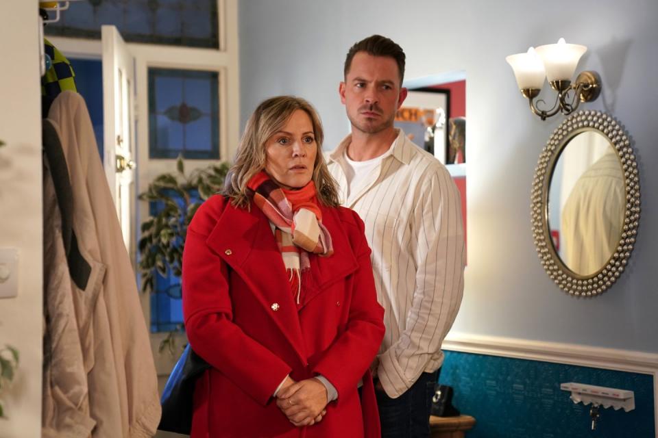 Suzanne Ashworth and Darren Osborne in Hollyoaks, played by Suzanne Hall and Ashley Taylor Dawson