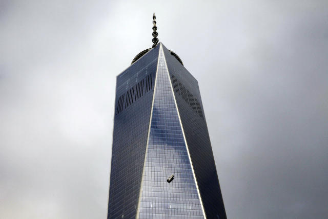 One World Trade Center reaches deal for entire floor