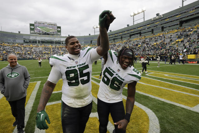 Giants win! Jets win! New Jersey is the center of the NFL universe again*