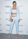 <p>Sexy, aber nicht billig, präsentiert sich Miranda Kerr in diesem in Eisblau gehaltenen Dress – untenrum Business, obenrum Vamp! (Bild-Copyright: Axelle Woussen/Bauergriffin.com)</p>