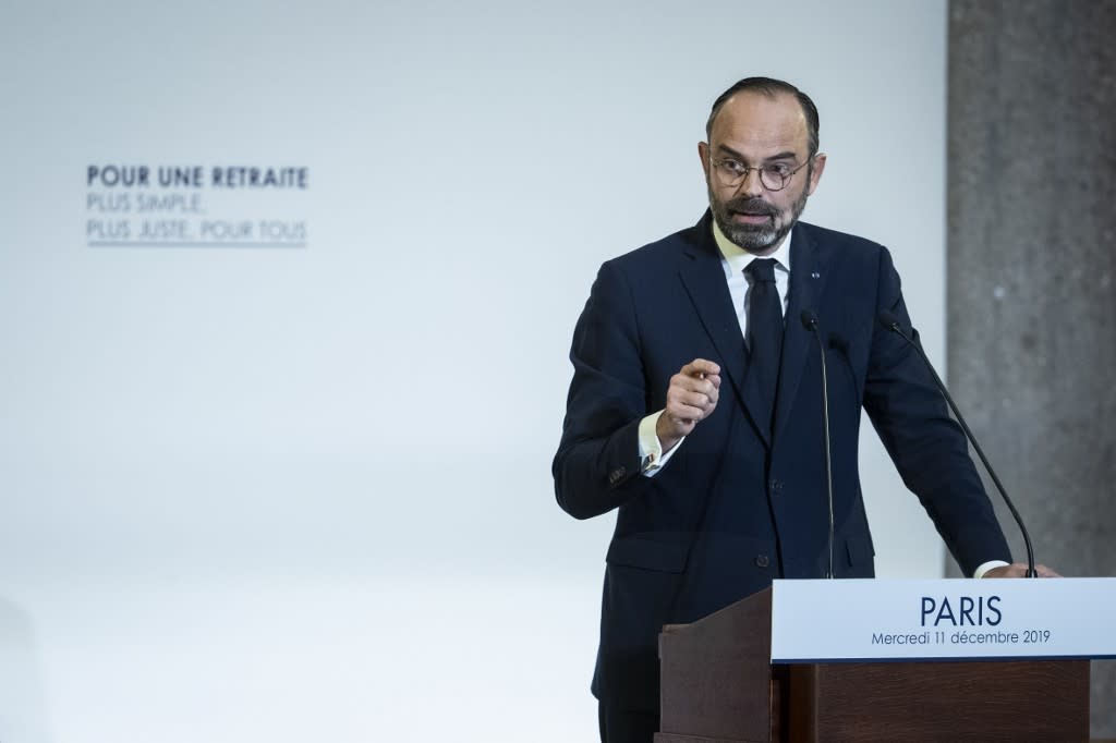 Le Premier ministre, Édouard Philippe, a détaillé la réforme des retraites lors d'un discours ce 11 décembre. Mais il n'a pas convaincu toutes les professions. 