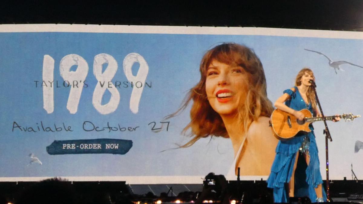 Taylor Swift Reveals ‘1989 (Taylor’s Version)’ Is Coming at L.A. Tour Finale