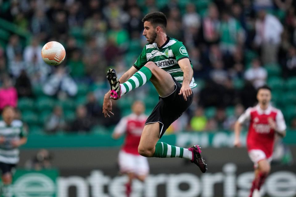 Sporting's Goncalo Inacio controls the ball during the Europa League round of 16, first leg, soccer match between Sporting CP and Arsenal at the Alvalade stadium in Lisbon, Thursday, March 9, 2023. (AP Photo/Armando Franca)