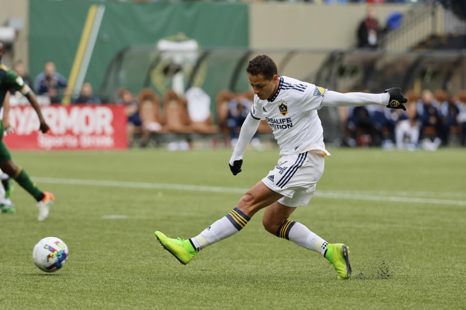 Chicharito ha sido relegado del Tri desde 2019. (Soobum Im-USA TODAY Sports)