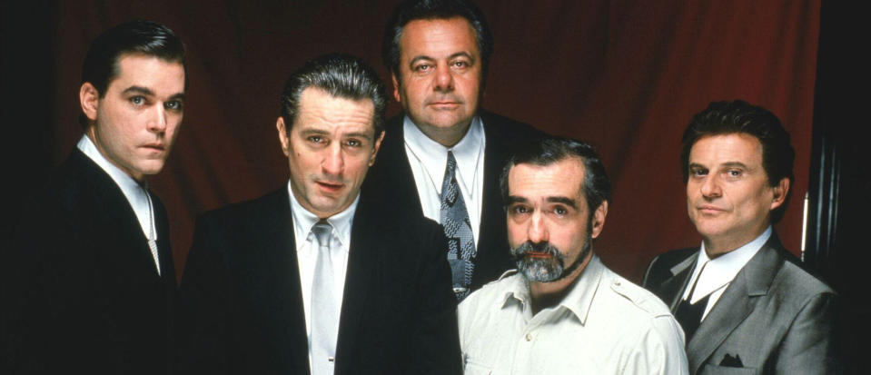 L-R Ray Liotta, Robert De Niro, Paul Sorvino, Martin Scorsese, and Joe Pesci pose for 'Goodfellas' promotional shots (Credit: Warner Bros)