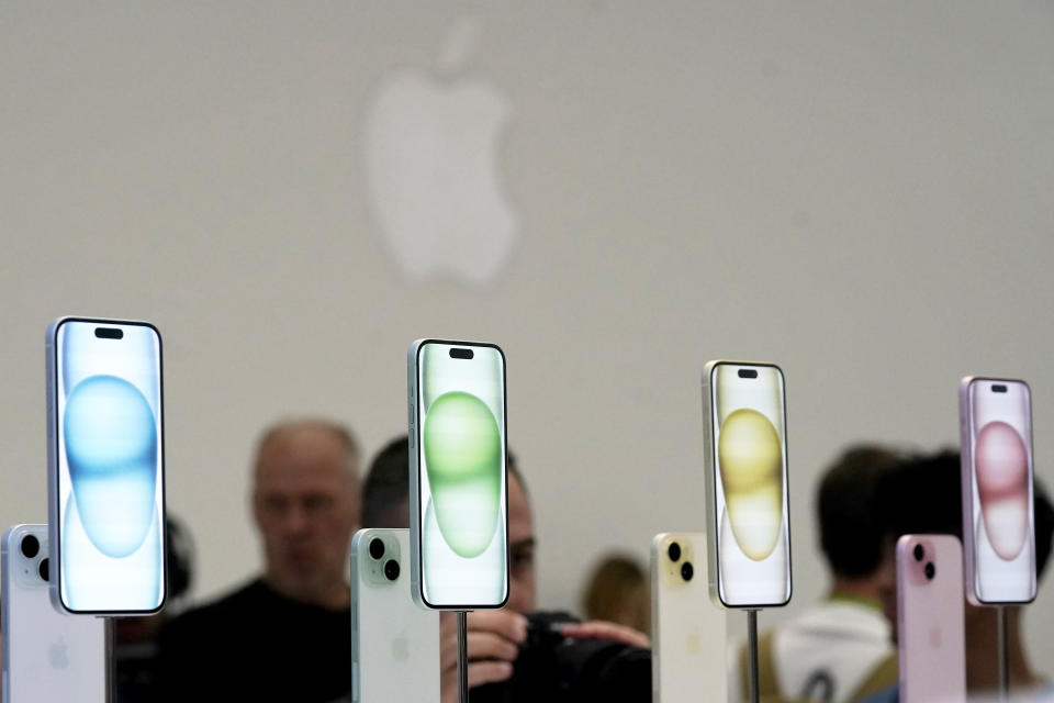 FILE - The iPhone 15 phones are shown during an announcement of new products on the Apple campus in Cupertino, Calif., Tuesday, Sept. 12, 2023. On Tuesday, Sept. 26, a top Apple executive defended the tech giant’s decision to make Google the default search engine on Apple iPhones and Macs, saying there was no “valid alternative.’’ (AP Photo/Jeff Chiu, File)