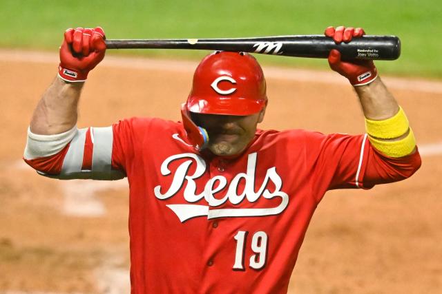 How might Joey Votto fit into the Reds plans for 2024?