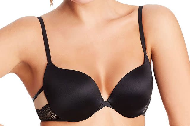 Expensive push up bras are so last year! Give our Double-Scoop bra inserts  a try, and notice the difference on both your body and your wallet. Find  your