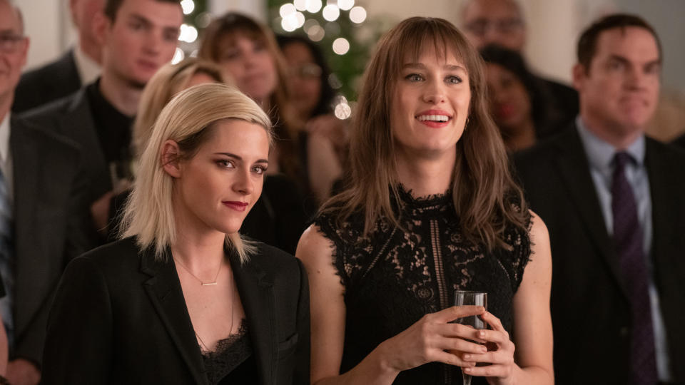 Kristen Stewart and Mackenzie Davis in Christmas romcom 'Happiest Season'. (Credit: Lacey Terrell/eOne)