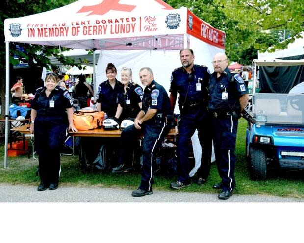 ECMU began in 2015 and has since grown to include nine members. The crew helps out charity motorcycle events and stranded bikers whenever they get a call.  (Submitted by the Emergency Care Motorcycle Unit - image credit)