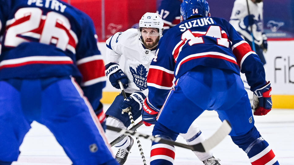 The Leafs should be looking for an upgrade on Alexander Kerfoot. (Photo by David Kirouac/Icon Sportswire via Getty Images)