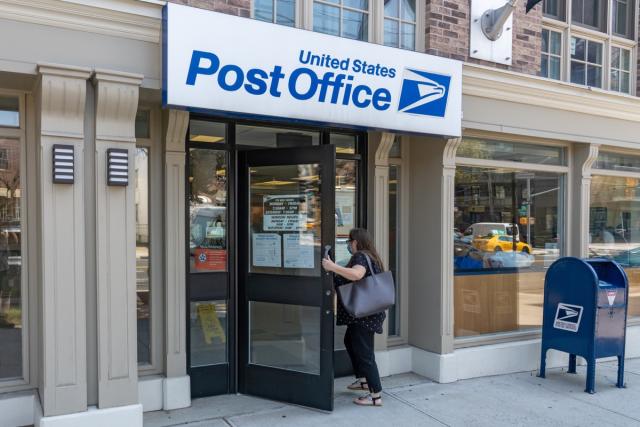 USPS Just Announced This Major Upgrade to Your Holiday Mail