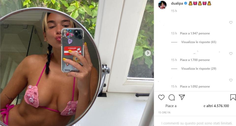 Il selfie di Dua Lipa infiamma Instagram