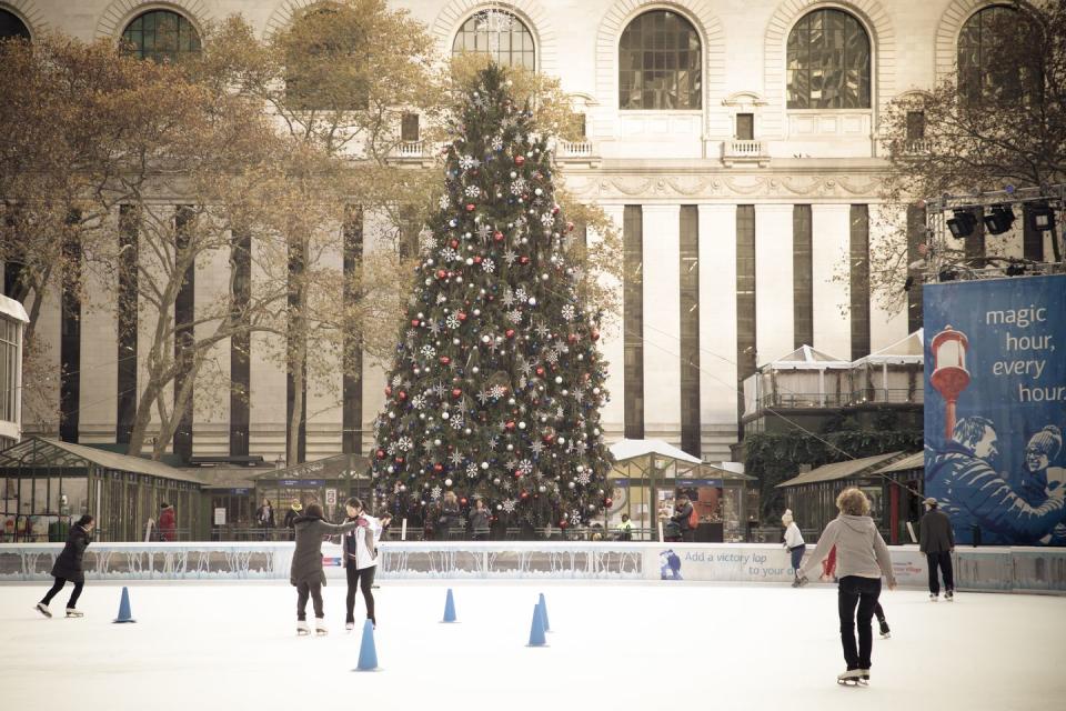 bryant park nyc skating