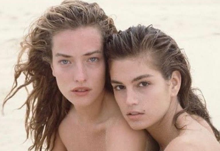 Cindy Crawford junto a Tatjana Patitz en la foto que eligió para su sentido posteo de despedida