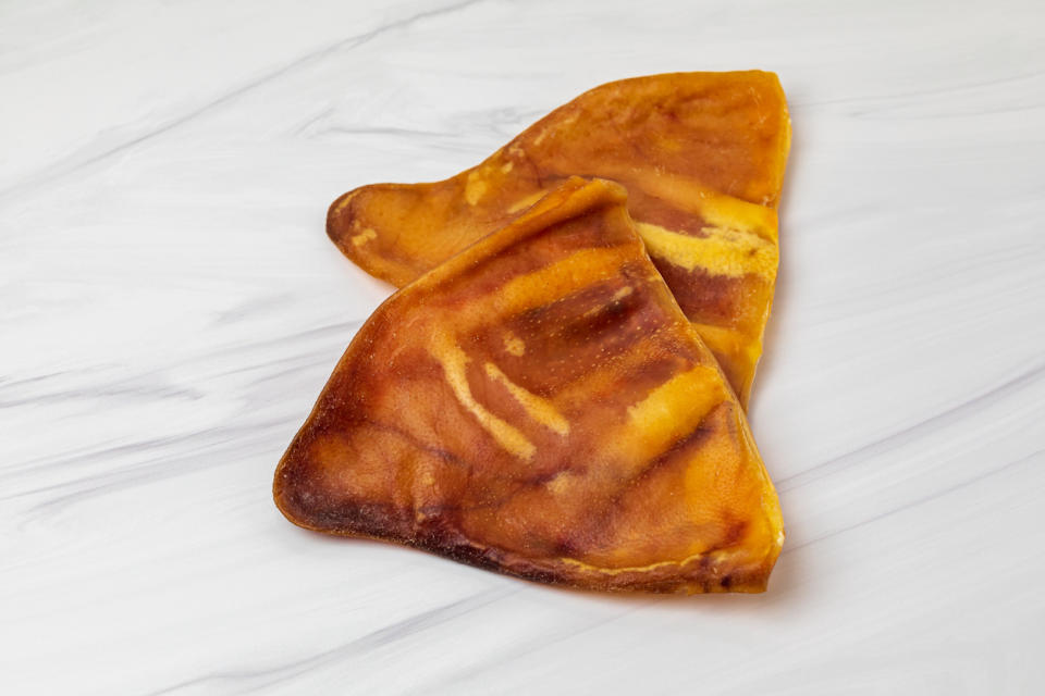 A tasty pig ear treats for your dogs