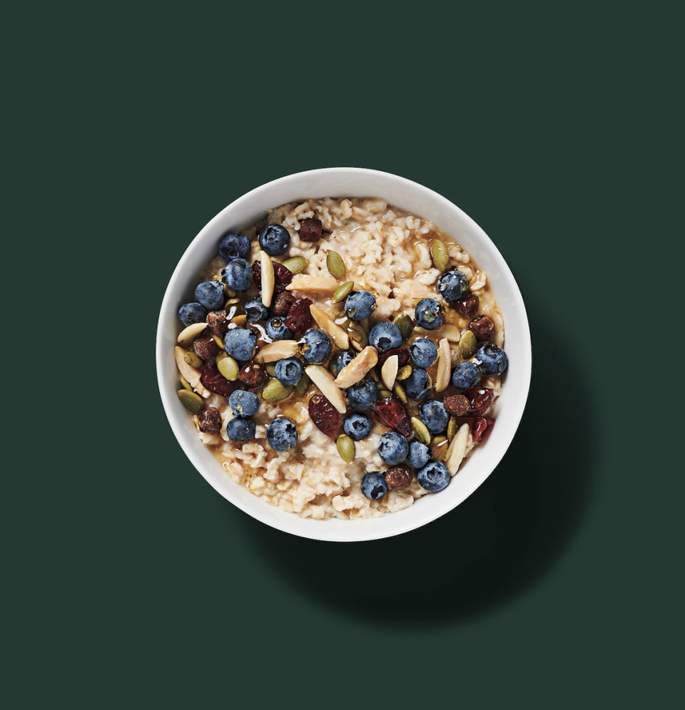 Hearty Blueberry Oatmeal