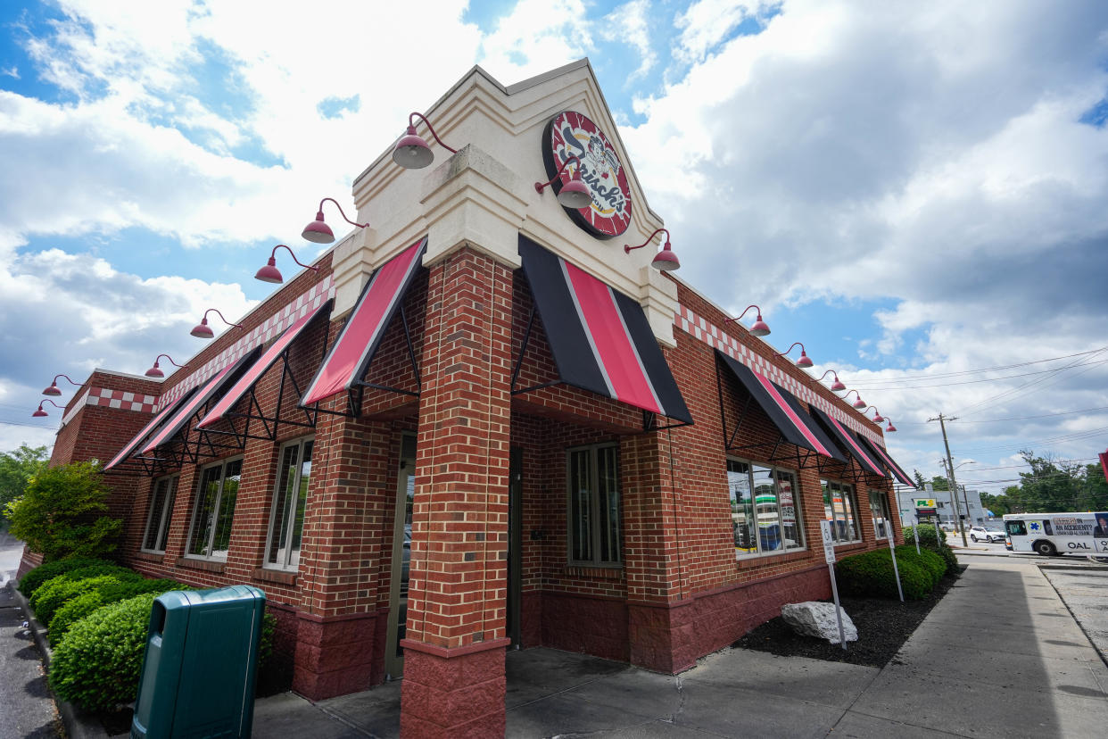 Frisch's on Glenway Avenue has closed.