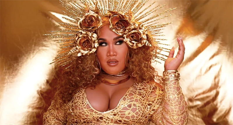 Beauty blogger Patrick Starr transformed himself into Beyoncé. (Photo: Youtube/Patrick Starrr)