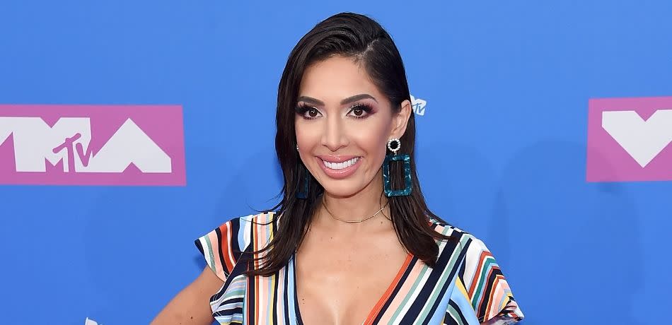 Farrah Abraham shows off her body in two tiny bikinis