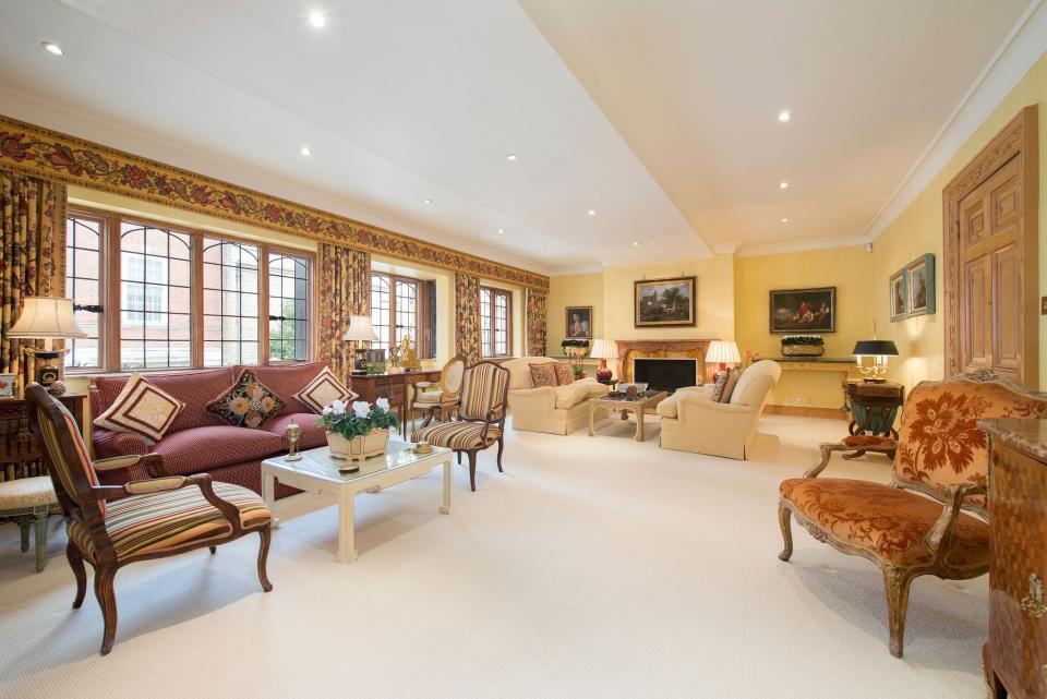 The large reception room in Farm House, Mayfair.