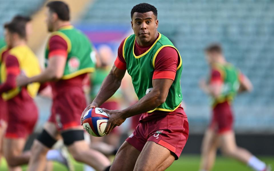 Immanuel Feyi-Waboso training with England