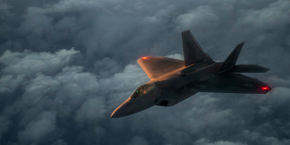 f-22 f22 raptor inherent resolve arabian sea