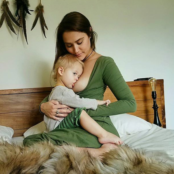 Natalie has hit out at critics who say she stop breastfeeding her son. Photo: Instagram/the.cosmic.seedling