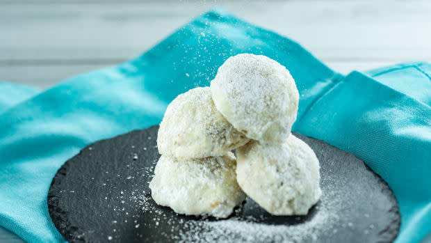 <p>Snowball Cookies from Holiday Hearth Desserts (The Odyssey Pavilion)</p><p>Disney</p>