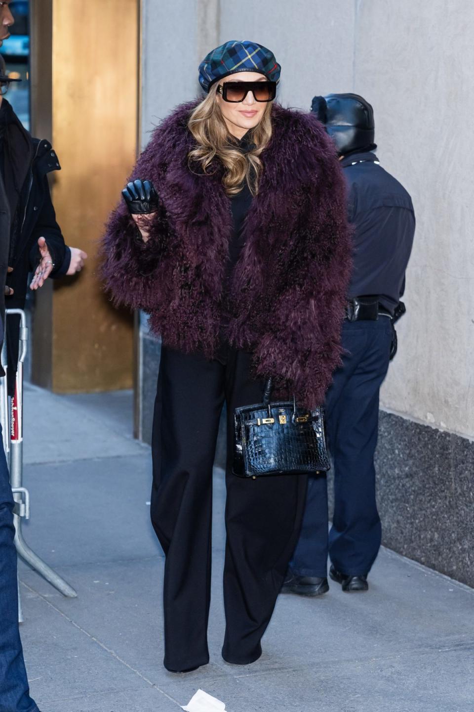 NEW YORK, NEW YORK - FEBRUARY 15: Jennifer Lopez is seen in Midtown on February 15, 2024 in New York City. (Photo by Gotham/GC Images)