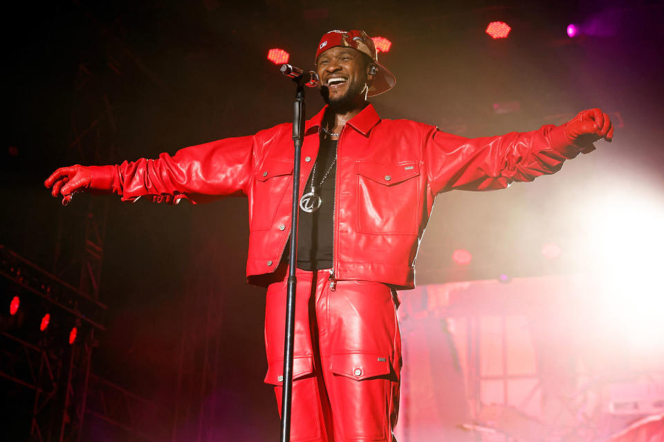 Usher (Taylor Hill / Getty Images)