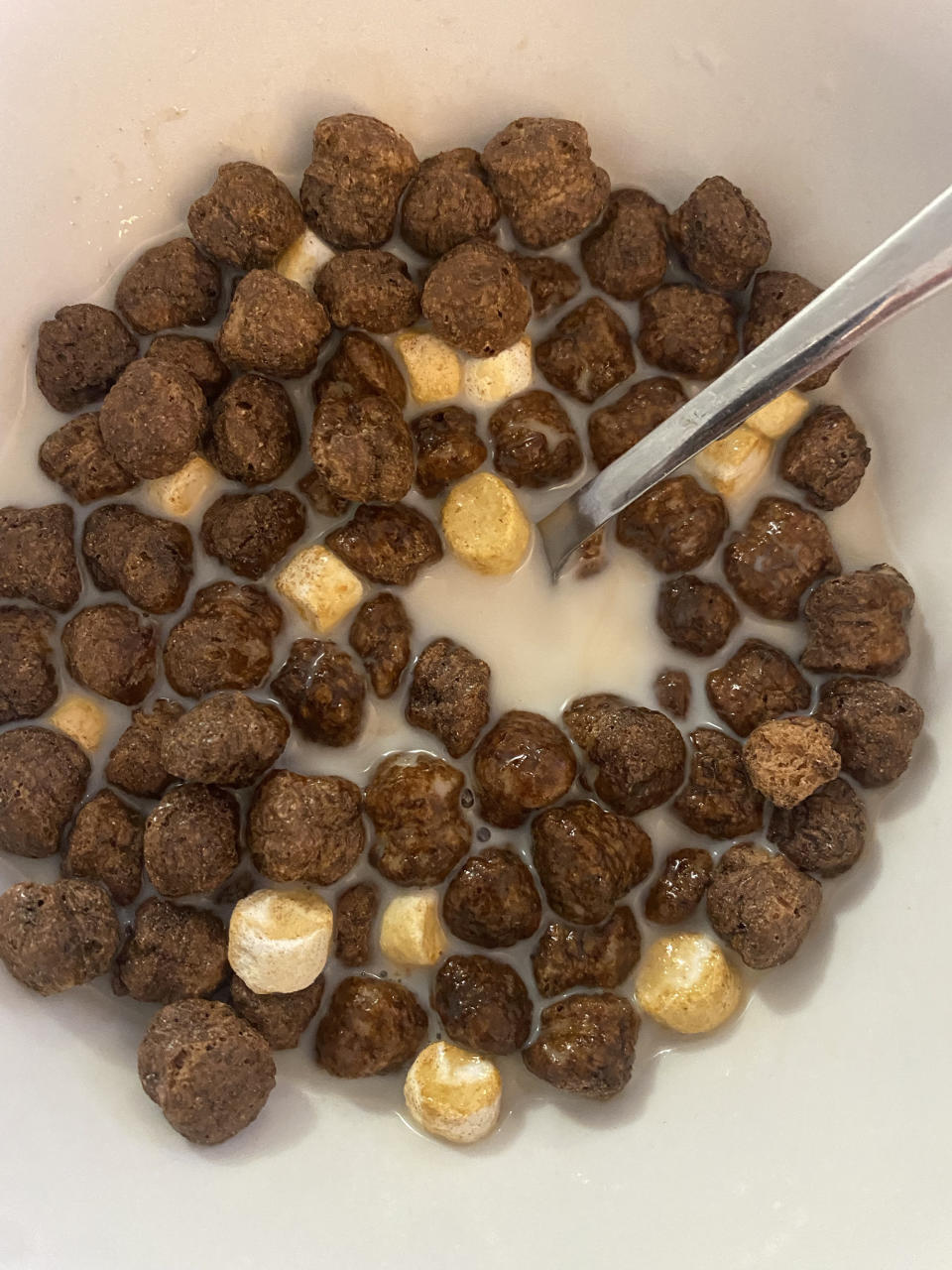 bowl of Wendy's Frosty Cereal in milk