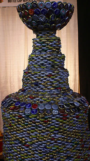 I made a life size Stanley Cup out of beer cans : r/hockey