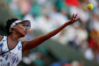 Tennis - French Open - Roland Garros, Paris, France - June 2, 2017 USA's Venus Williams in action during her third round match against Belgium's Elise Mertens Reuters / Christian Hartmann