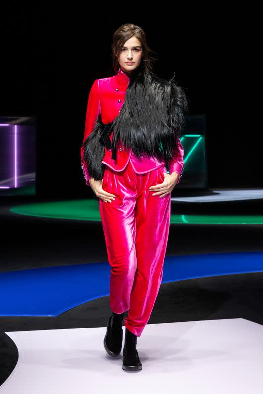 Emporio Armani nods to 1980s in fall line at Milan Fashion Week