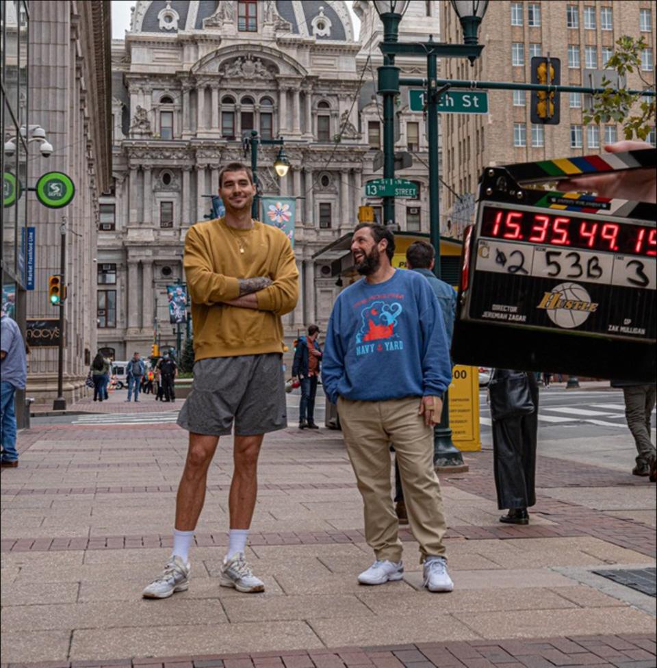 Adam Sandler en el detrás de escena de Hustler