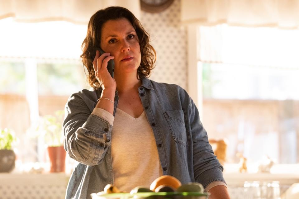 Melanie Lynskey on the phone in Yellowjackets