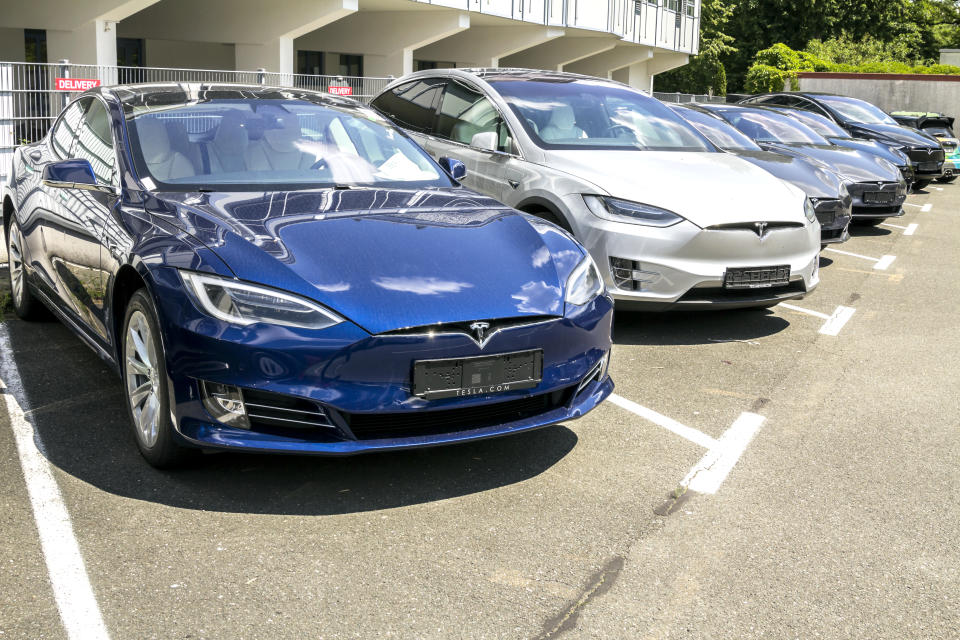 Centro de servicio de Tesla Motors en Nurnberg, Alemania. Foto: Getty. 