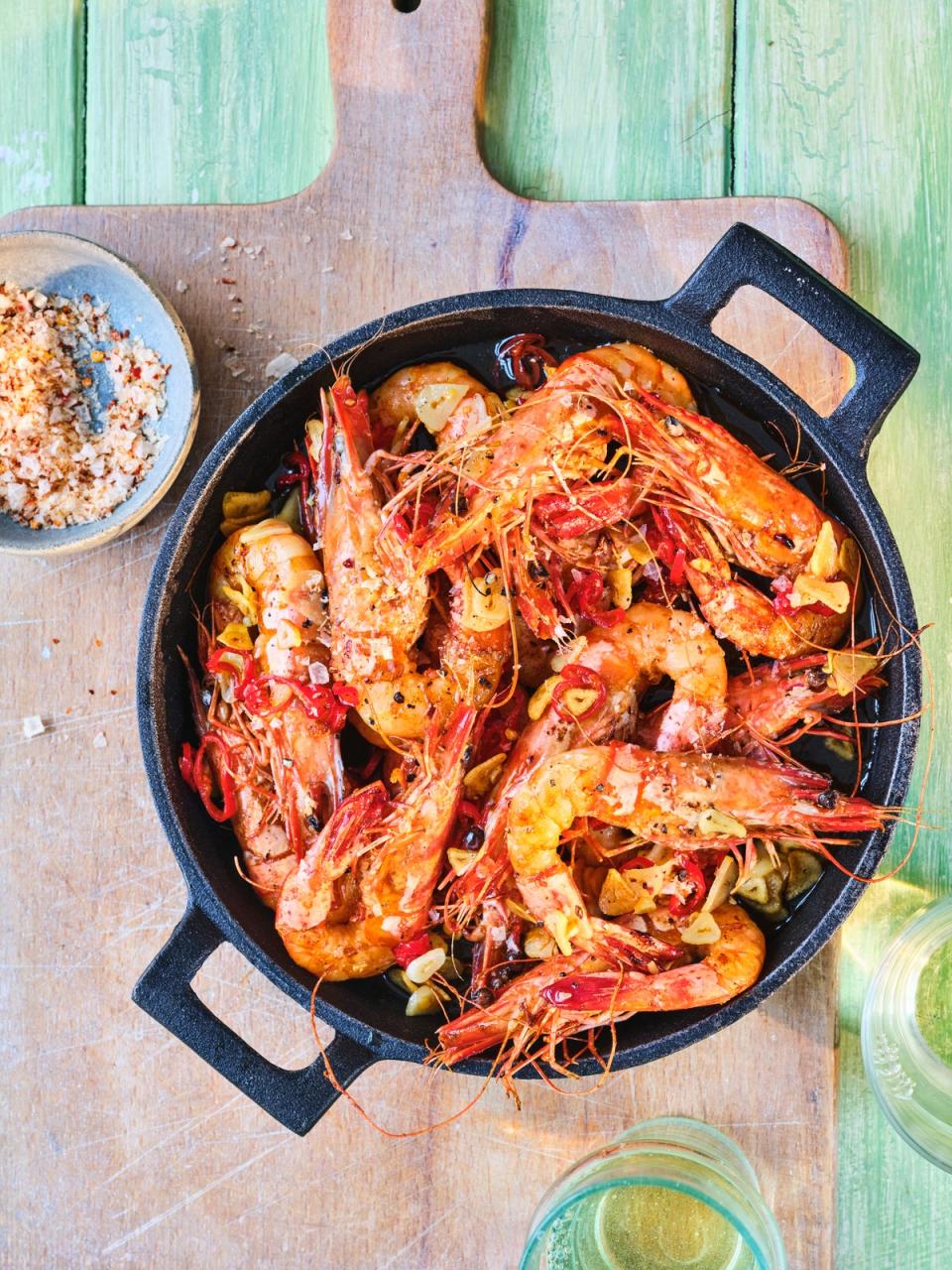 Shrimply the best – spicy prawns that’ll make you do a happy dance (Maldon Salt)