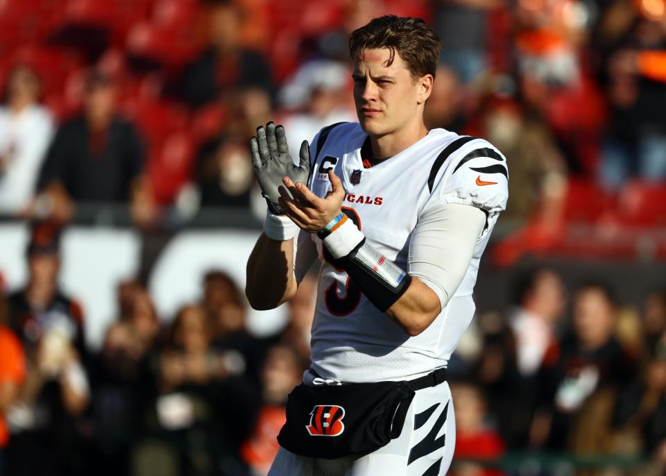 Joe Burrow and the Cincinnati Bengals are going back to the playoffs.